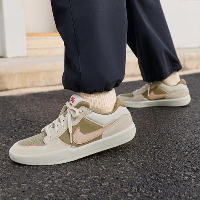 Men's Sneakers SB Force 58 Coconut Milk Neutral Olive Coconut Milk/Neutral Olive/University Red/Linen