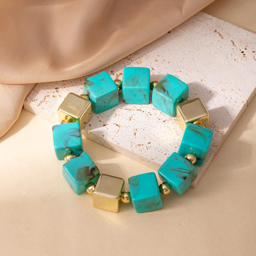 Personalized Niche Design Retro Style Irregular Geometric Square Acrylic Beaded Bracelet