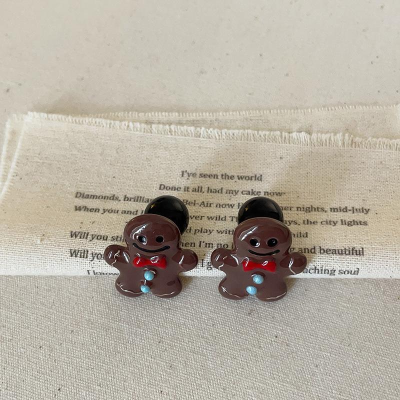 Wear Dripping Oil Before And After Fun Cartoon Gingerbread Man Stud Earrings Female Cute Exquisite Fashion Trend Versatile Earrings