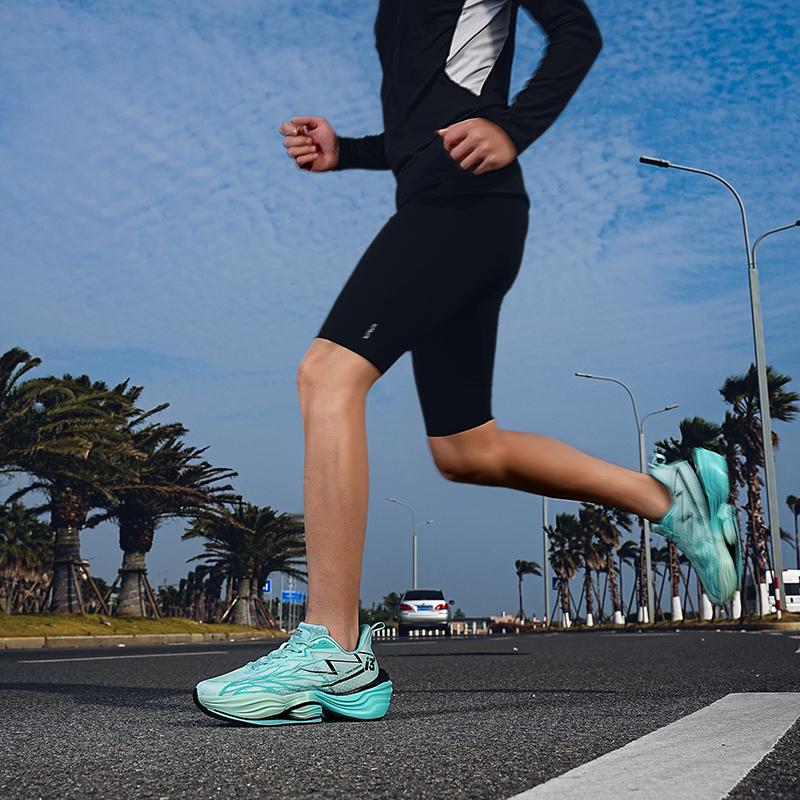 Running Shoes Carbon Board Speciality Marathon Men Sports Breathable Lightweight Women's Comfortable Athletic Nonskid Sneakers