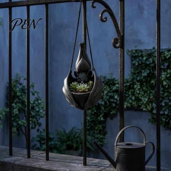 Mysterious Atmosphere Plant Display Bat Shaped Hanging Planter, Gothic Pot for Indoor Outdoor Garden Decorative Basin Vines Wall Decor, Unique