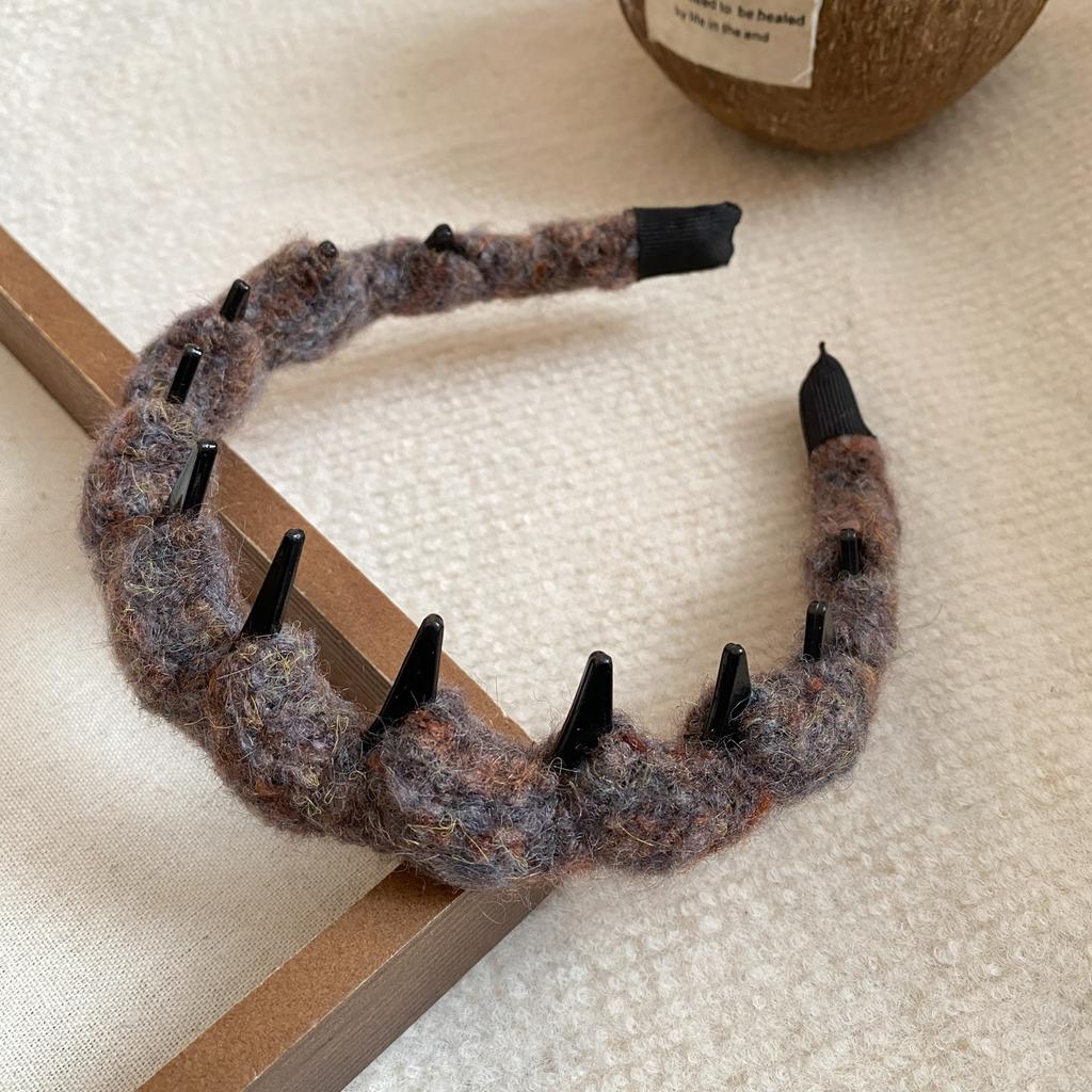 Autumn and winter retro Maillard wool woven headband headband high cranial top temperament hair accessories women