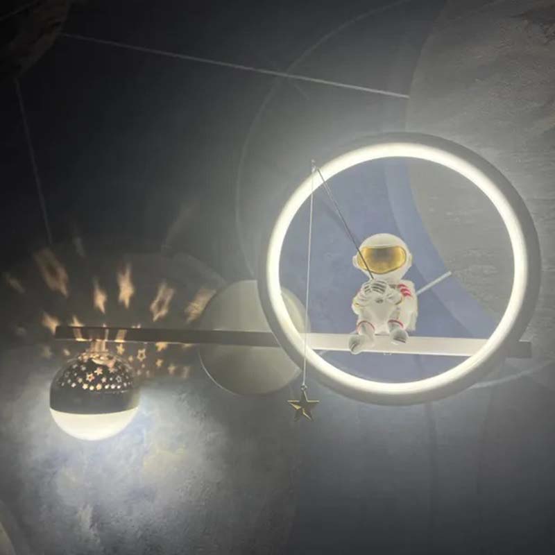 New Modern Background Wall Lamp Creative Astronaut Cartoon Spaceman Boy and Girl Room Star Bedroom Bedside Lamps and Lanterns