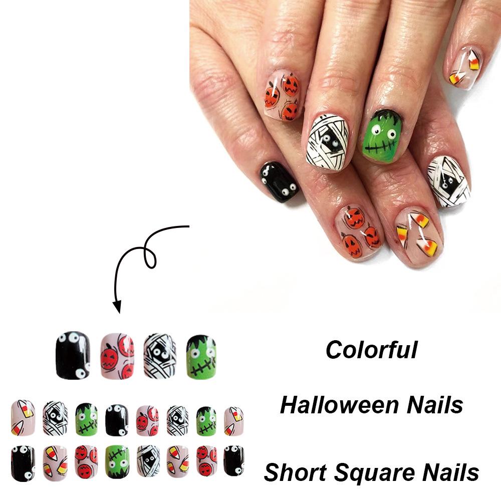 24 Stück Aufdrücknägel Halloween kurze quadratische Nägel Verband Augen grünes Gesicht Kürbis künstliche Nägel tragbare Nägel Feiertagsmaniküre