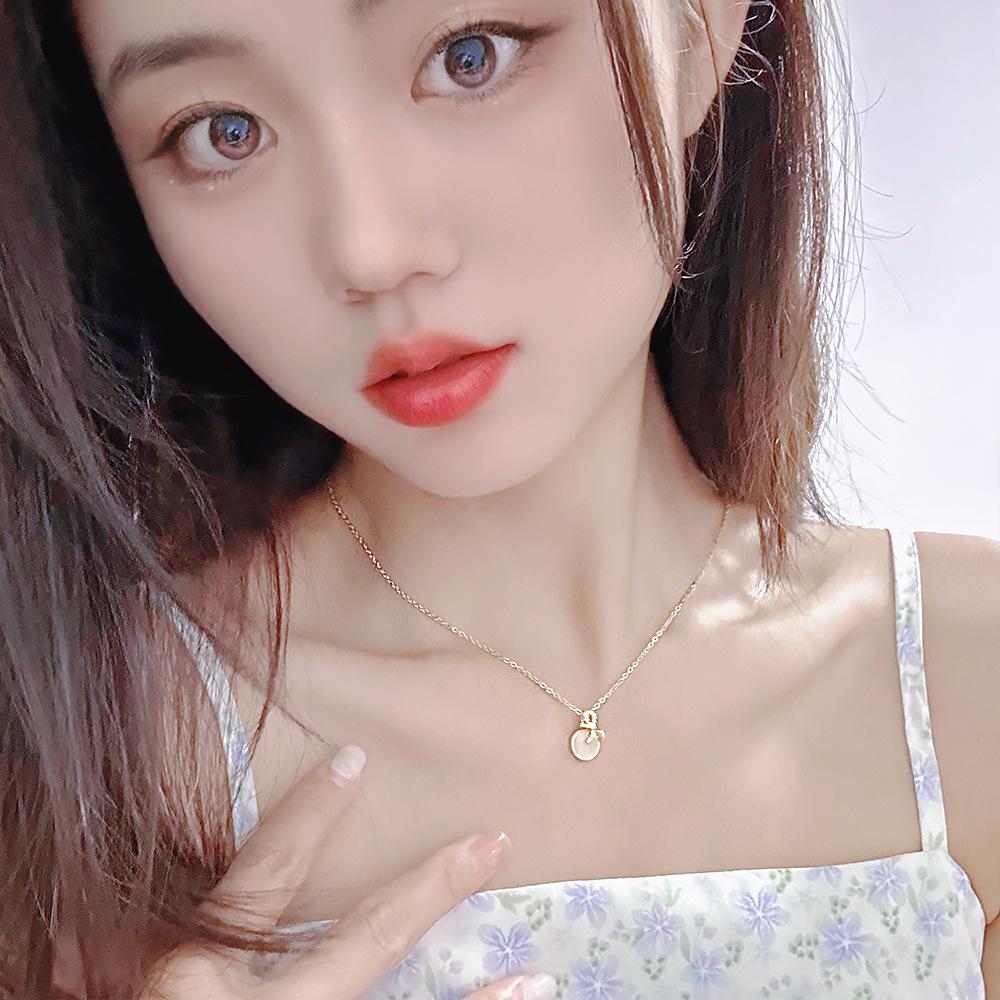 Online celebrity bow necklace titanium steel simple personality design sense Opal clavicle chain hot accessories.