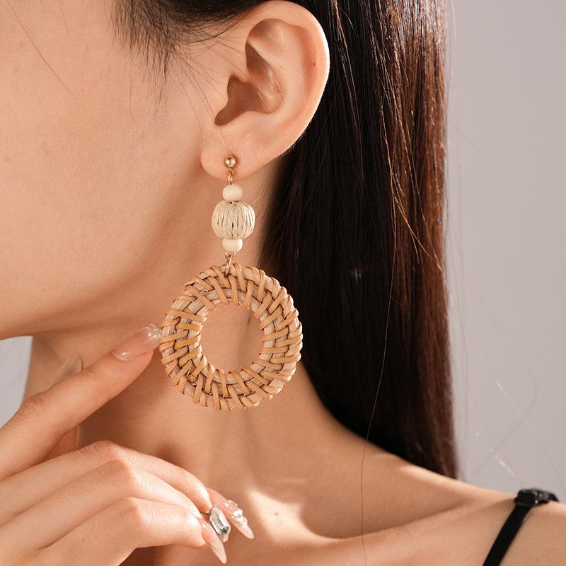 

Ethnic Silver Needle Raffia Circle Retro Dangle Earrings