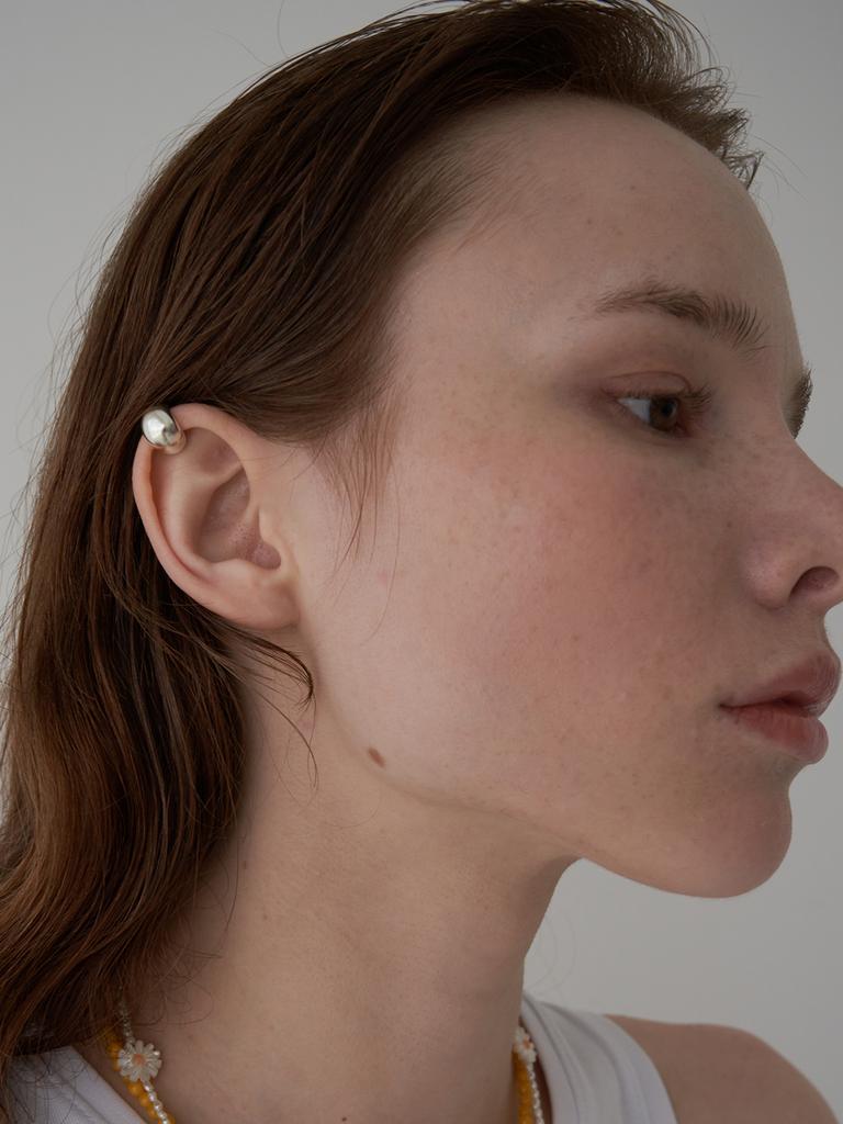 Still Instant Flower Dance - Ear Cuff 05