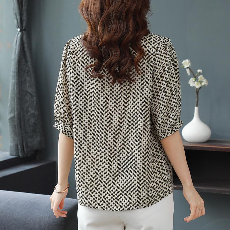 2026 Summer Women's Printed Silk Top – Stylish Loose Short Sleeve T-shirt for Middle-aged and Young Mothers