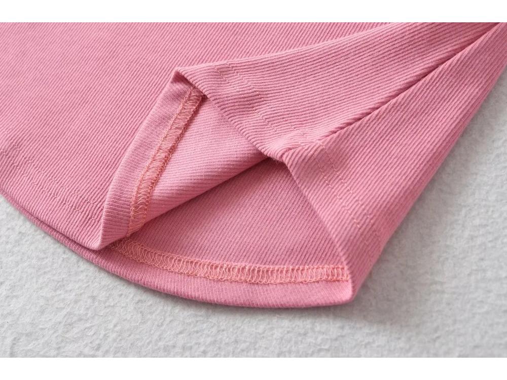 2025 Summer Women's Sleeveless Half-High Neck Fitted Vest with Curved Hem