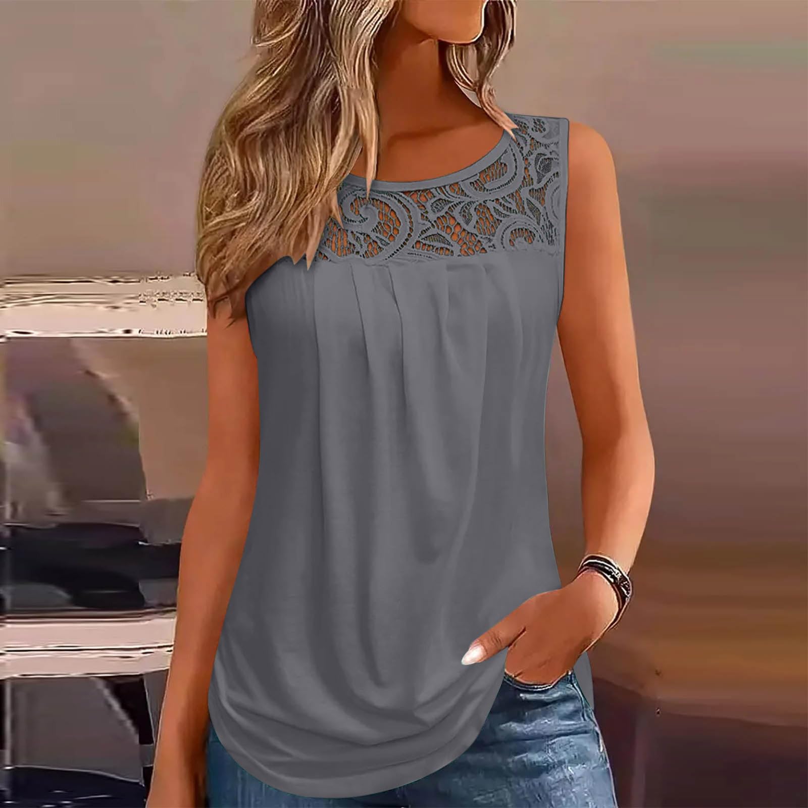 Women s Loose-Fit Pleated Lace Sleeveless Top XXL