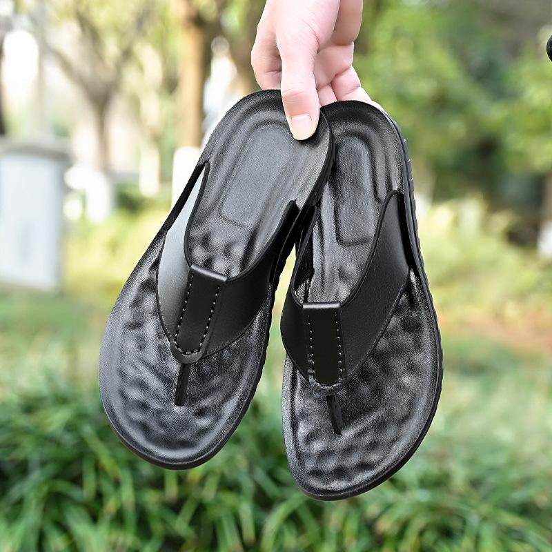 New Summer Beach Slippers Men Flip Flops Top Quality Antiskid Beach Sandals Male Fashion Men's Casual Flats Platform Flip Flops