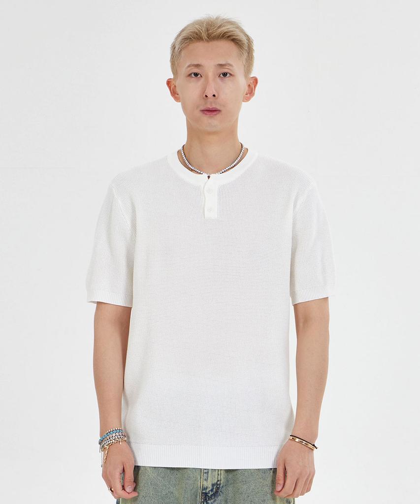 MAKEITTO Henley Neck Waffle Short Sleeve T-Shirt_White