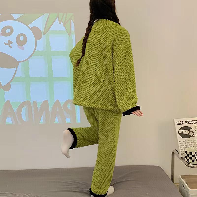 Women's Cute Panda Fleece-Lined Robe - Thick, Cozy Autumn/Winter Pajamas