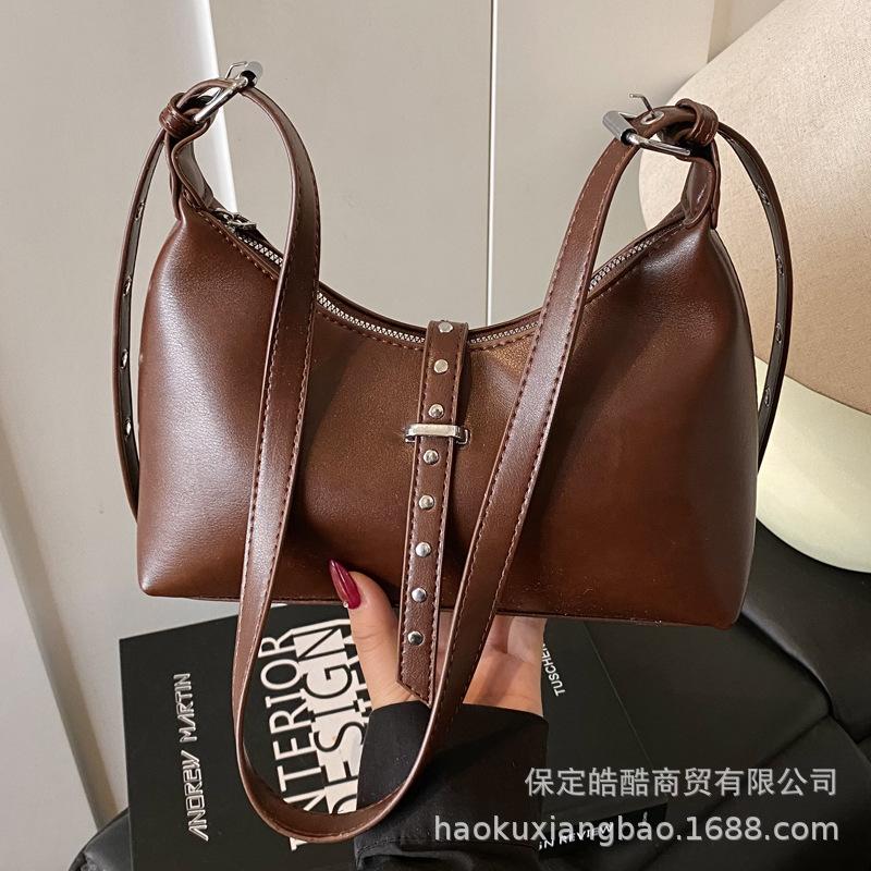 Retro bag women's large capacity 2025 new autumn and winter niche design single shoulder underarm bag commuter dumpling bag