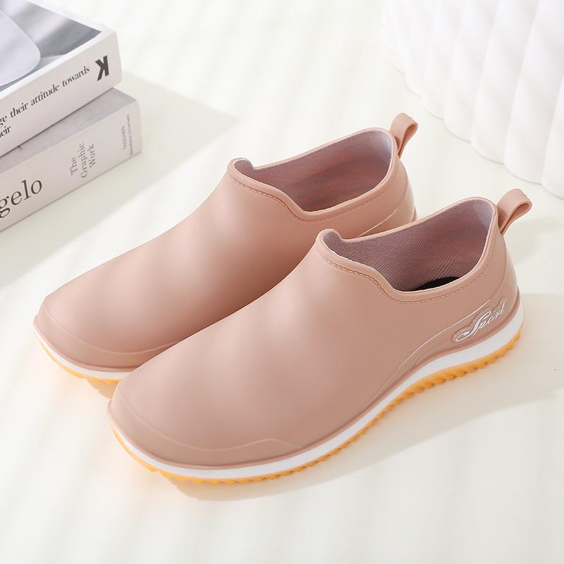 New shallow mouth non-slip rain shoes women's fashion outer wear soft-soled rain boots daily work wear-resistant waterproof shoes rubber shoes