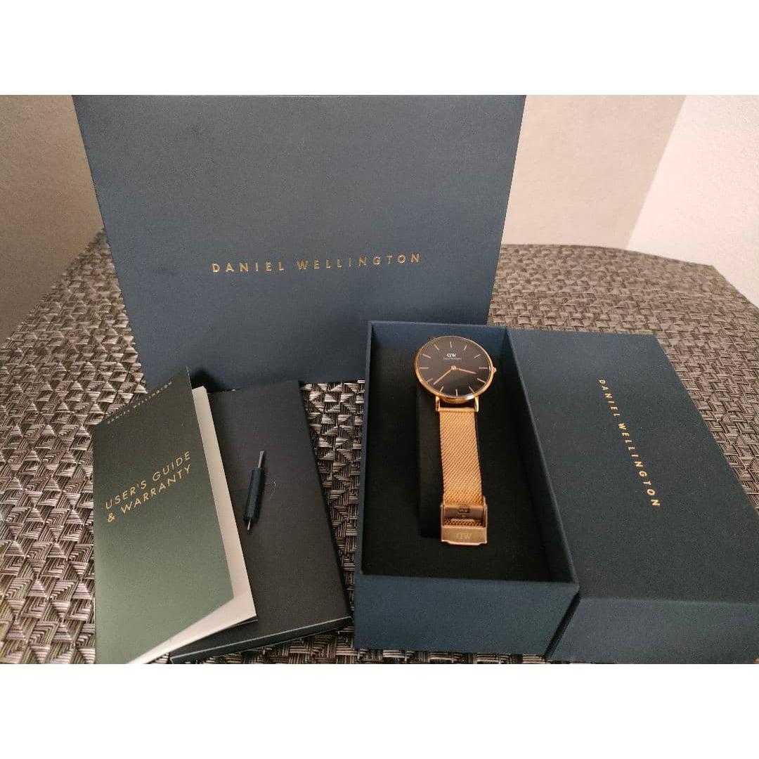Used Daniel Wellington Watch Black & Rose 28mm