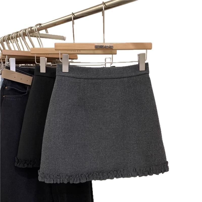 Women's Gray Wool Blend High Waist A-line Skirt with Lace Patchwork - Slimming, Hip-Hugging Design for Petite Summer 2026