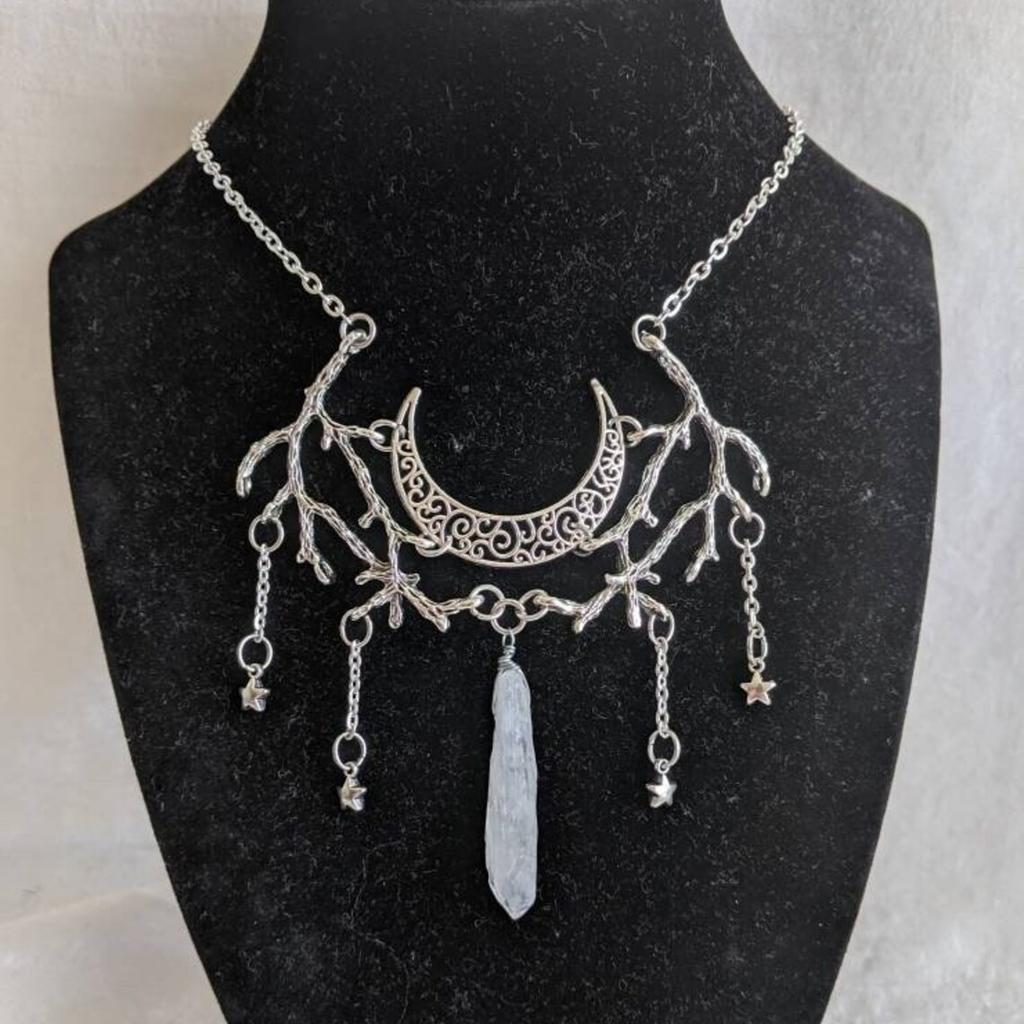 Bohemia Temperament Sliver Color Hollowed-out Moon Stars Tassel Irregular Crystal Pendant Necklace for Women Magic Witch Jewelry