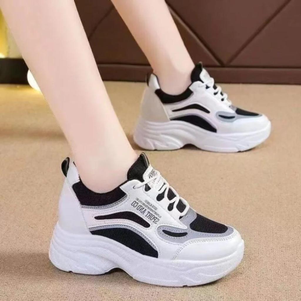 White Sneakers for Women Platform Tennis Female Inner Height Running Sports Shoes Woman Casual Luxury Designer Vulcanized Shoes