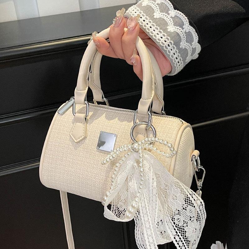 Popular Hot-selling Korean Version of Simple Temperament Portable Pillow Bag Women's Versatile Foreign Style Advanced Texture Solid Color Messenger 