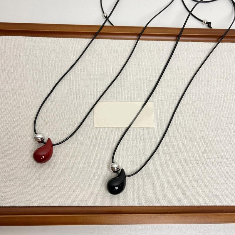 Fashionable Teardrop Necklace Craft from Sturdy Alloy Accessory for Everyday Wear and Special Occasions Daily Use