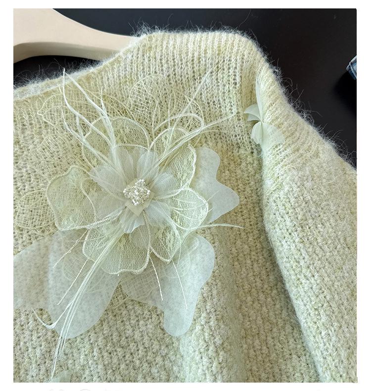 Women's Plus Size Chic Floral Knitwear: Slimming, Soft, Fluffy Autumn/Winter Sweater
