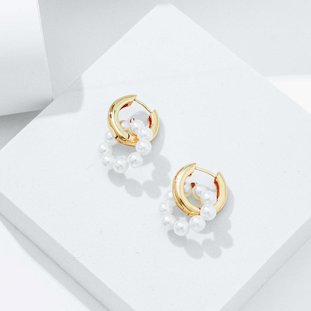 Trendy Fashionable Pearl Earrings For Women Geometric Design With Alloy Material