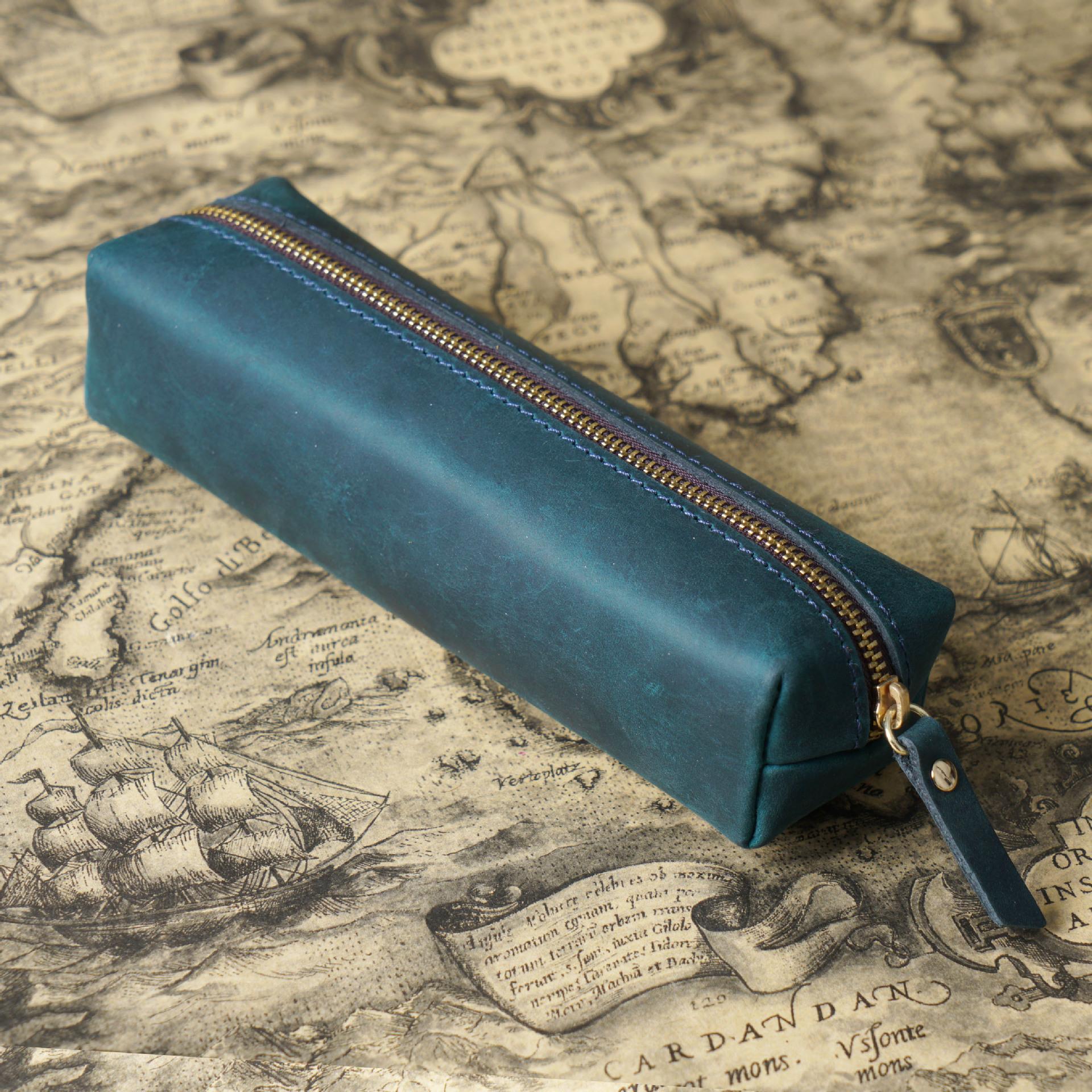 

2026 Simple First-layer Cowhide Zipper Pencil Case Student Pencil Case Large Capacity Stationery Bag 180*55mm*45mm