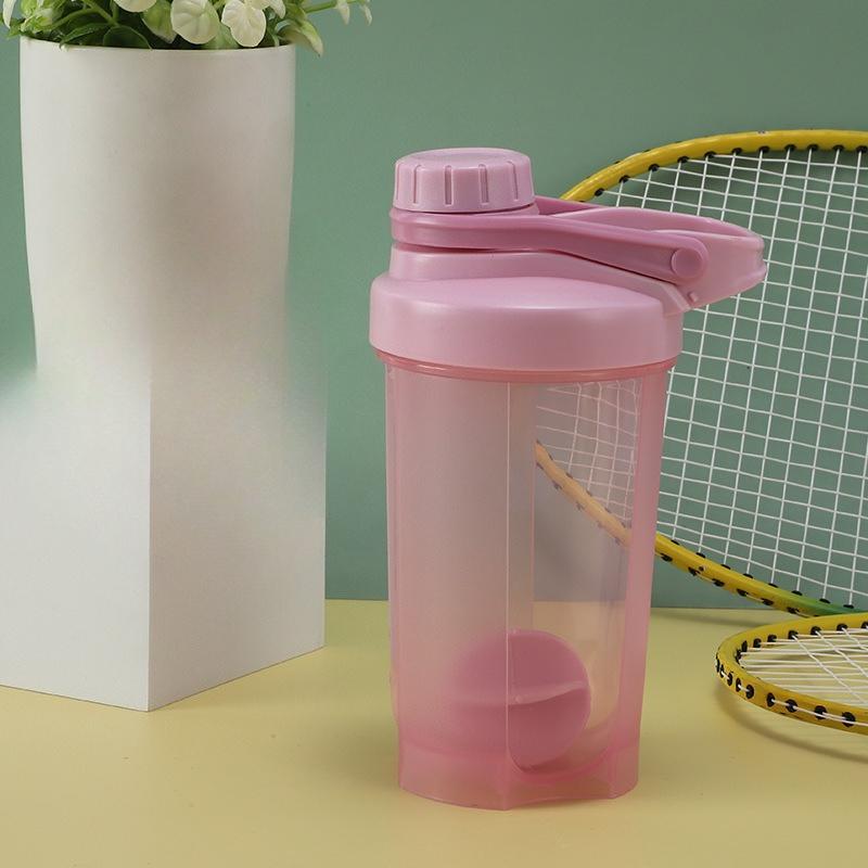 

Шейкер для протеинового порошка с мерной шкалой, ручной стакан для молочного коктейля с завинчивающейся крышкой, фитнес и спортивная бутылка для воды 500ml розовый