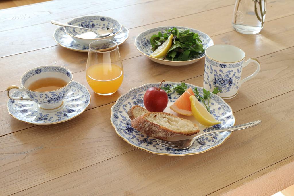 NARUMI Milano 19cm Coupe Soup Bone Plate, China, 9682-1414