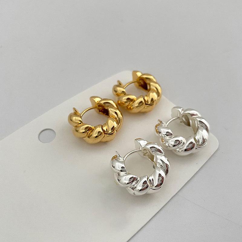 Korean Style Cable Knit Croissant Earrings - Hip Hop Retro Ear Hoops & Studs for Women