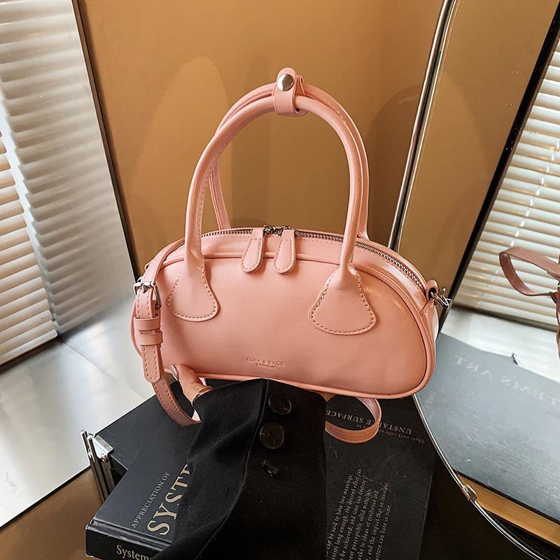 Premium bag women's spring and summer 2025 new popular versatile handbag shoulder bag commuter messenger pillow bag