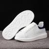 Menn og kvinner med små hvite sko Damesko med tykk såle Par Fritidssko Damesko Skateboardsko Svampsko Lette