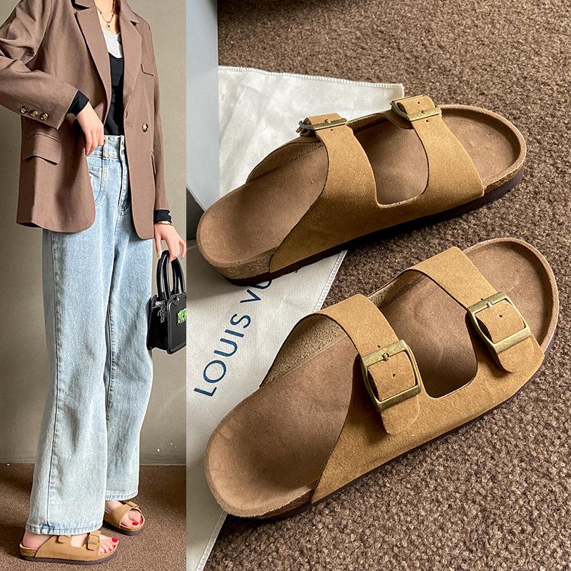 

Весна 2024 года, новая верхняя одежда, пляжные тапочки на плоской подошве, женская пара, пряжка на ремне, одно слово, матовые, классные тапочки для женщин 35 хаки