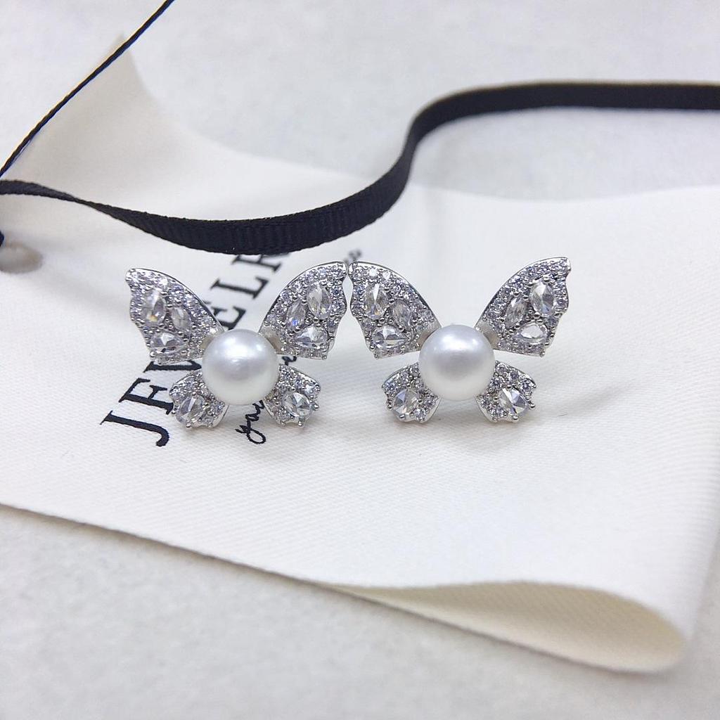 Zhuji Freshwater Pearl Stud Earrings – Women's Diamond Butterfly Design