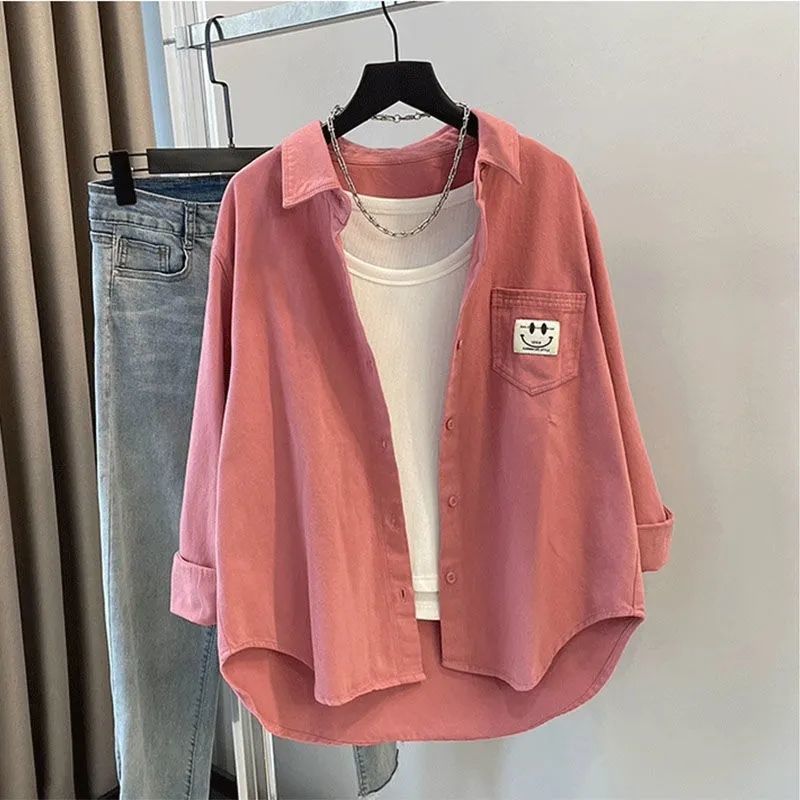 A Long-sleeved Women's Shirt with A Smiling Face Pocket Design, Loose and Versatile for Autumn and Winter, and A Casual Brushed Layering Shirt Coat