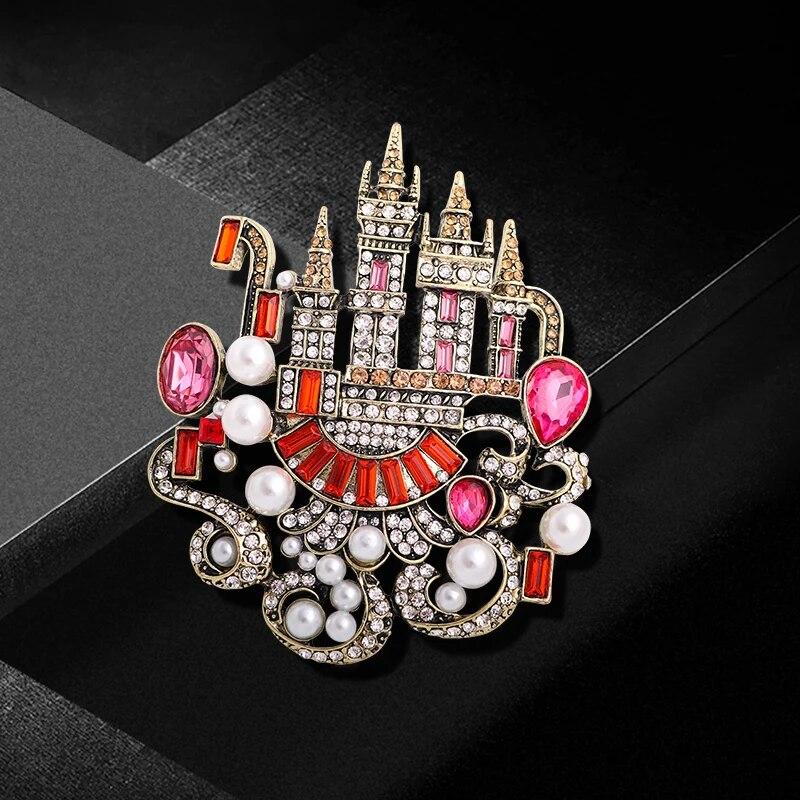 Броши с замком из циркона, винтажные романтические женские модные темпераментные броши из сплава с искусственным жемчугом, вечерние броши для банкета, подарки красный