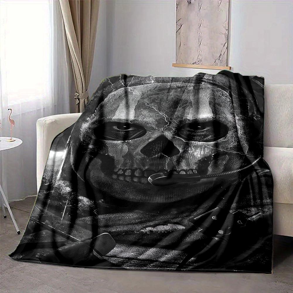 1Pc Skull Soldier Helmet Blanket Soft And Comfortable Casual Warm Camping Travel Christmas Halloween Xmas Gift M928486