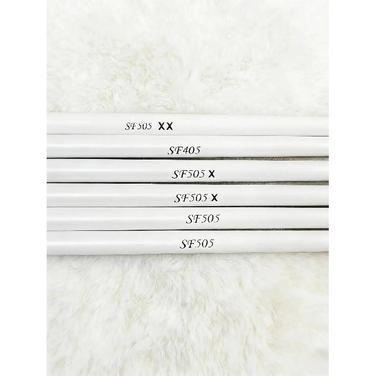The New Af White Shaft, Designed Specifically for Golf Clubs, Is Made from Ultra-Light, Highly Elastic, and Long-Distance Carbon Fiber Material, Sf405