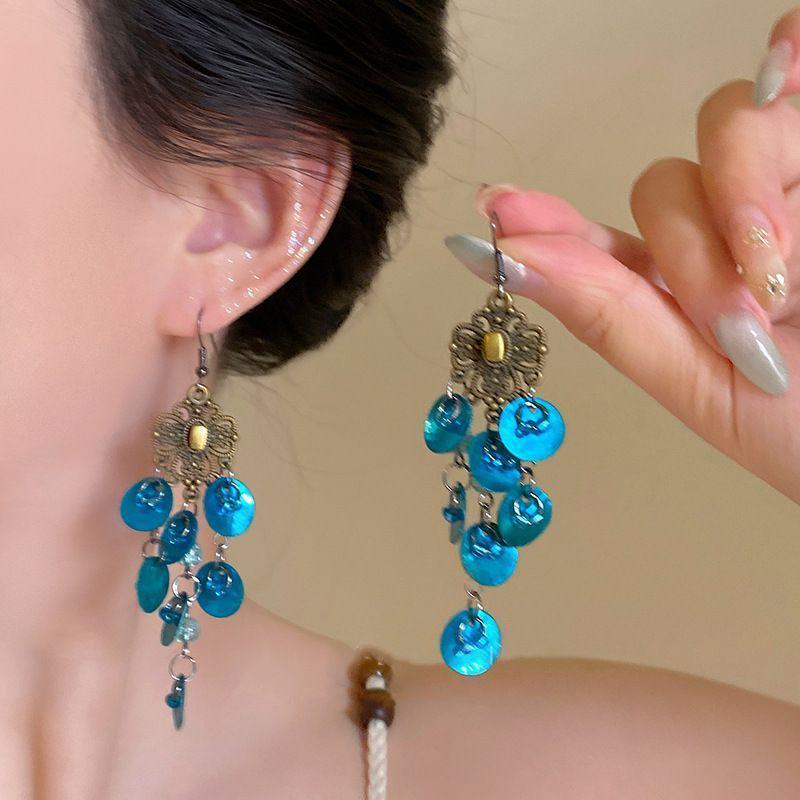 Silver Needle Diamond Crystal Tassel Rhombus Earrings: Luxurious Ethnic Retro Fashion Dangle Jewelry.