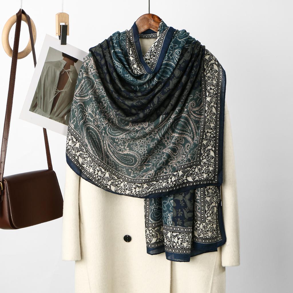 Paisley Scarf Hijab For Woman Cashmere Shawls Pashmina Tassel Hijab Head Wraps Femme Winter Scarves Foulard Bufand 180*80Cm