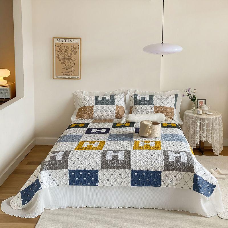 Cotton Tatami Quilted Bed Cover One-Piece Cotton Four-Piece Thickened Bed Sheet Three-Piece Set Four Seasons Universal Quilt Cover