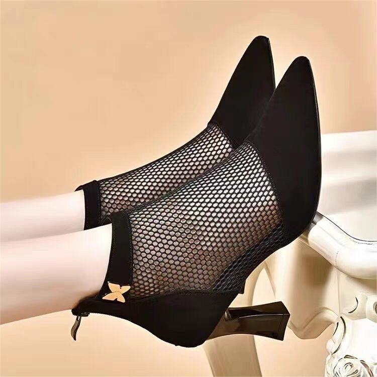 Spring and summer thick heel mesh cool boots new mesh boots pointed breathable hollow middle heel Roman shoes