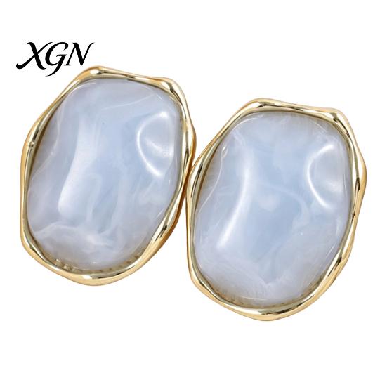Gift for Her on Birthday 1 Pair Natural Healing Stone Stud Earrings Women, Gold Lightweight Daily Wear Plated Oval Resin Earrings, Faux Crystal