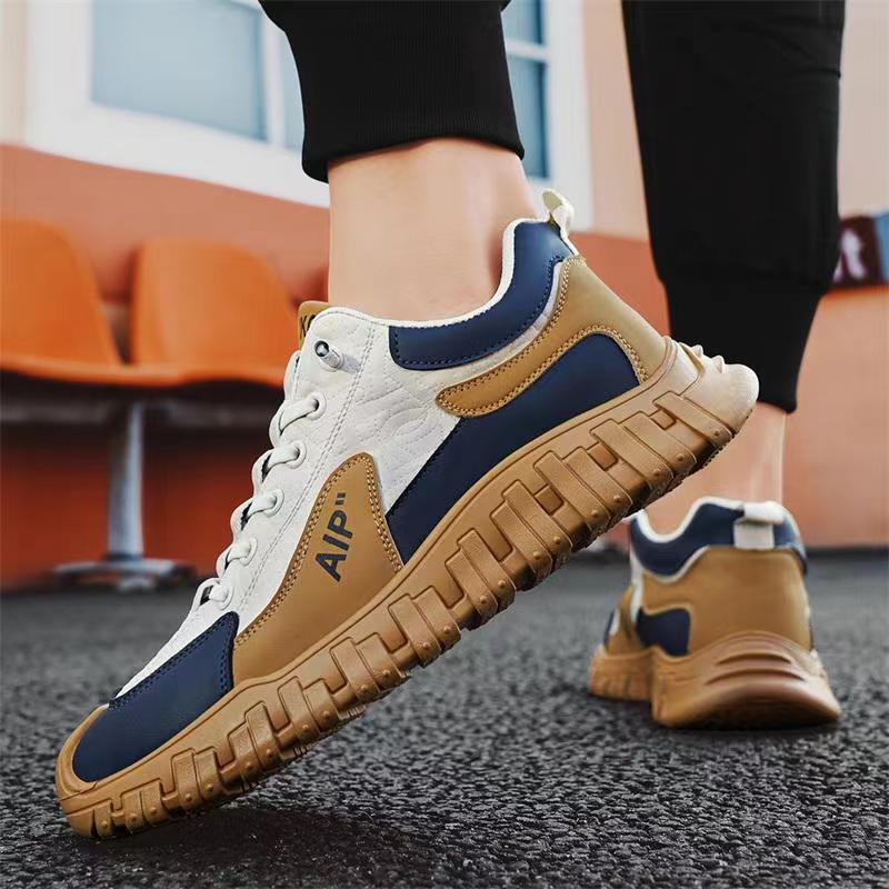 New Summer Casual Shoes for Men's Leather Shoes Fashionable and Versatile Light Sports Shoes Work Shoes