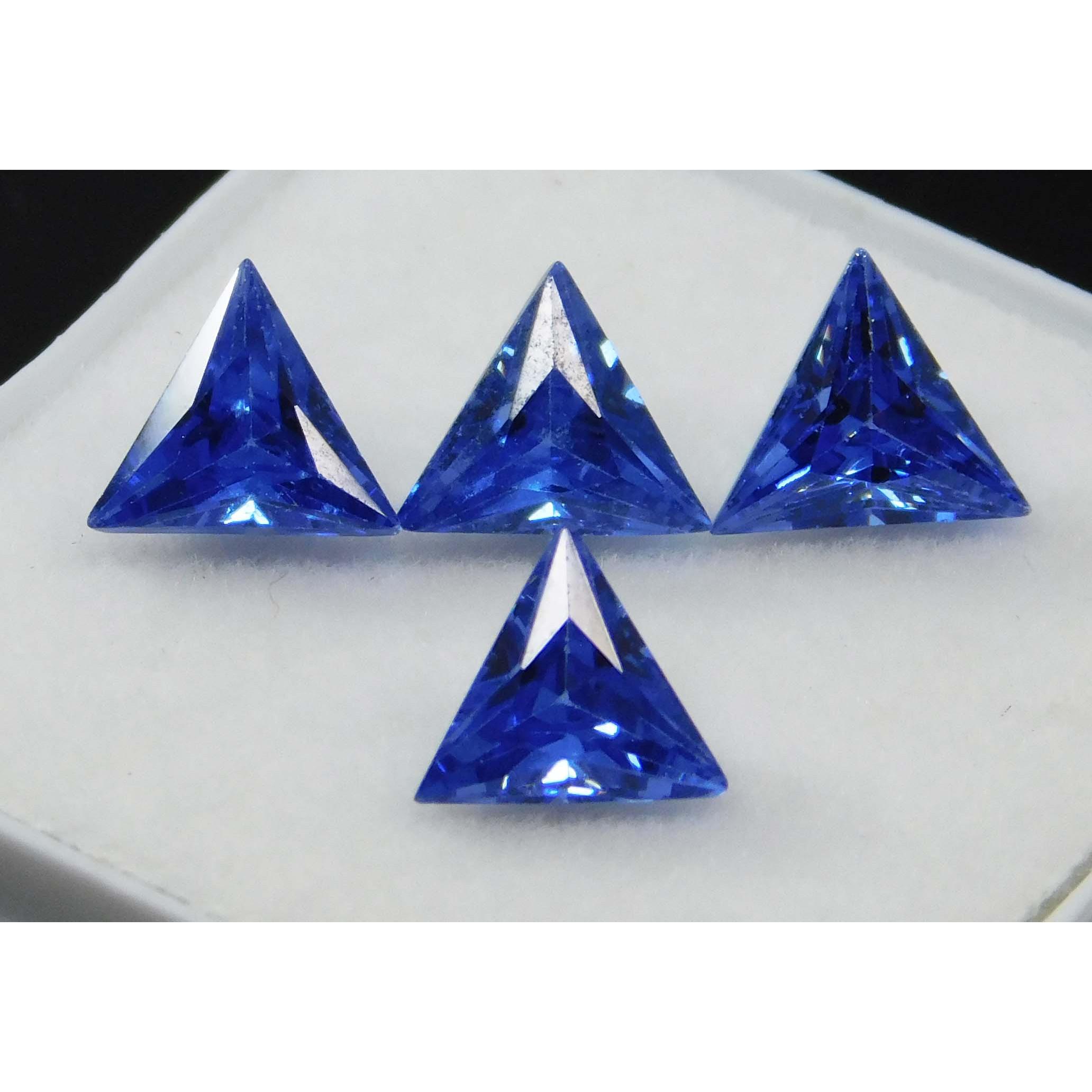 

4 шт. Натуральний блакитний сапфір Трильйонне огранювання СЕРТИФІКОВАНИЙ 7x5 мм Набір дорогоцінного каміння Для подарунка MULTTIQ114 6 mm approx синій