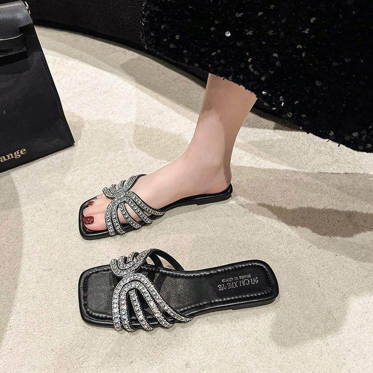 2025 Summer Women's Square Toe Cross Strap Sandals and Slippers