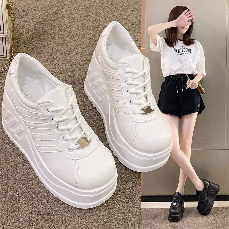 Autumn Women's Plus Size Sneakers: Thick Sole, Korean Style, Height-Boosting Casual Shoes