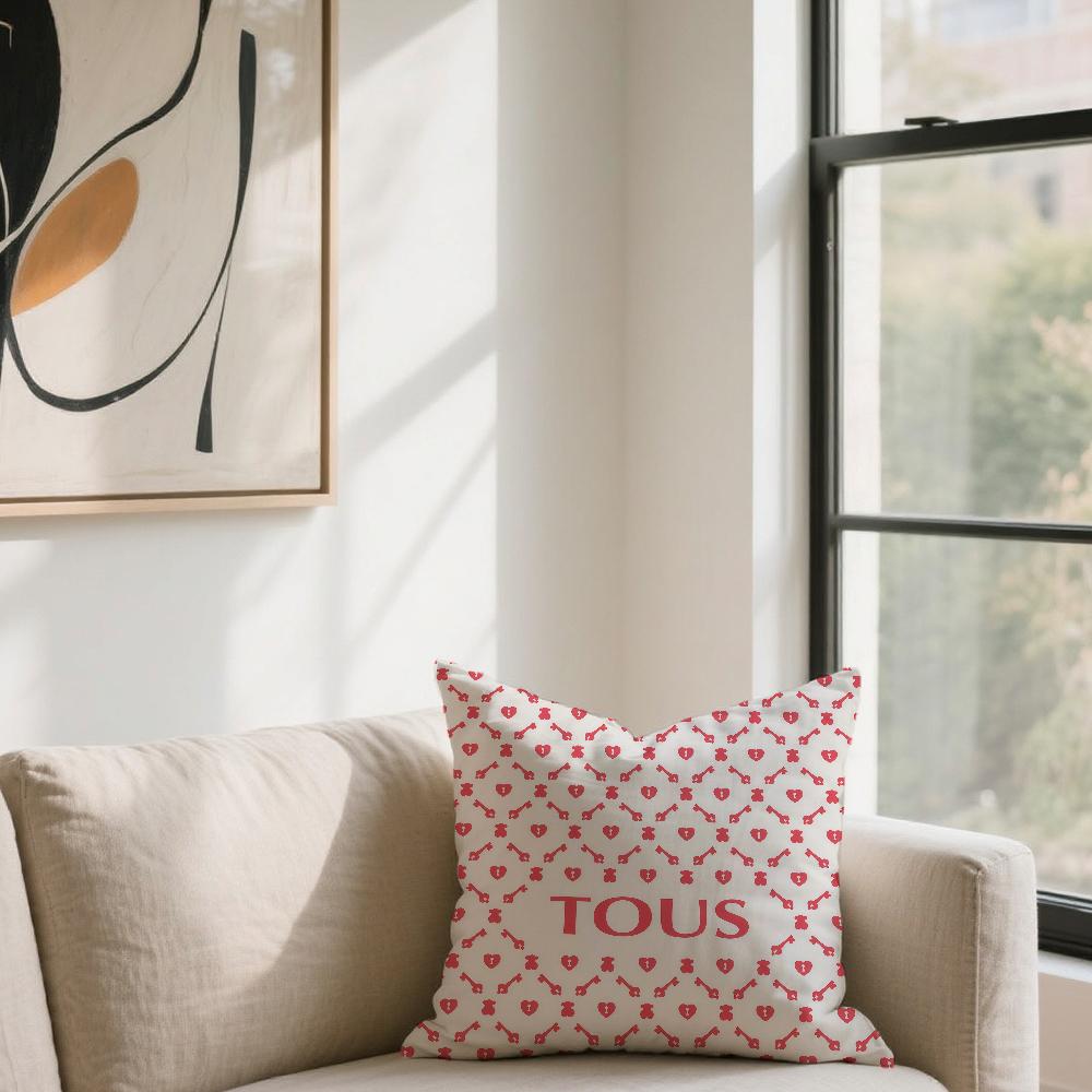 Fashion T-TOUS-ES B-Bear-ES cushion cover For Sofa Car Office Cafe Soft And Comfortable Double-Sided Printing Pillow Cover