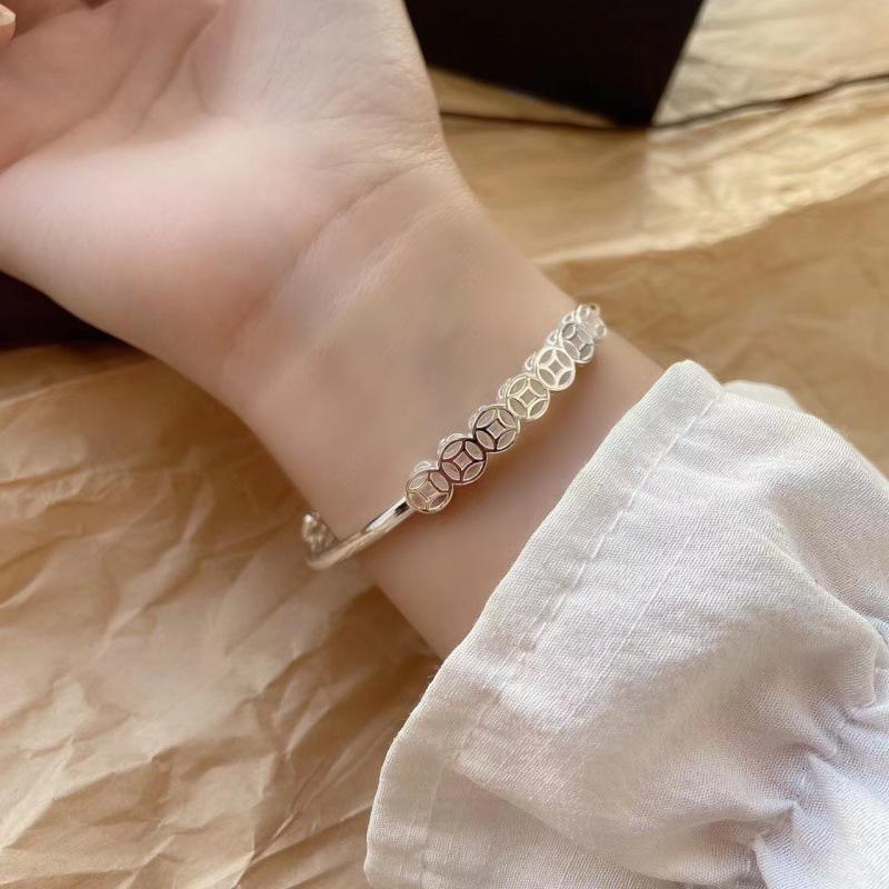 

Медные монеты из стерлингового серебра 999,9 миллиона пробы, браслеты из чистого серебра, женские цельные монеты, серебряные браслеты, молодежный и минималистичный дизайн Adjustable size